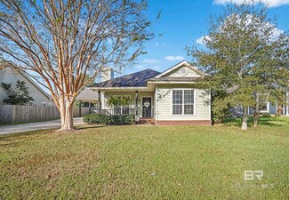 20319 River Mill Dr, Fairhope, AL 36532