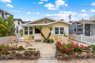 817 Niantic Ct Unit 19, San Diego, CA 92109
