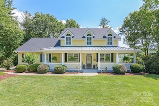 3 Chickadee Ln, Fairview, NC 28730