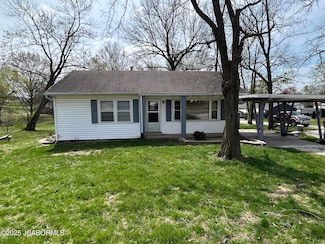 13221 Route C, Russellville, MO 65074