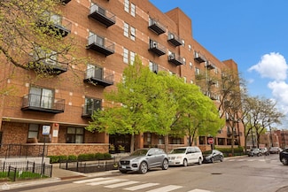 1000 E 53rd St Unit 501S, Chicago, IL 60615