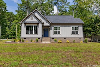 106 Parkview Cir, Littleton, NC 27850