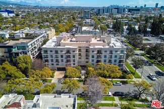 430 N Oakhurst Dr Unit 202, Beverly Hills, CA 90210