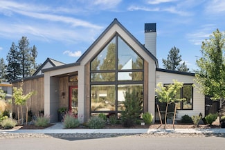 191 W Clearpine Dr, Sisters, OR 97759