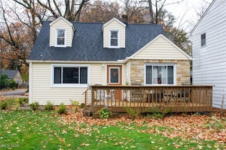 240 Plymouth Rd, Eastlake, OH 44095