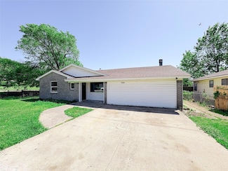 1312 Francis St, Carrollton, TX 75006