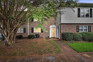 120 Fernridge Dr, Spartanburg, SC 29307