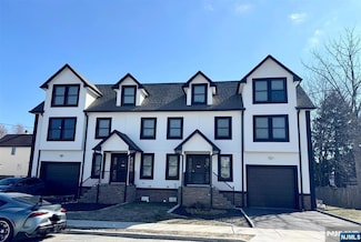 40 Frederick St, Little Ferry, NJ 07643