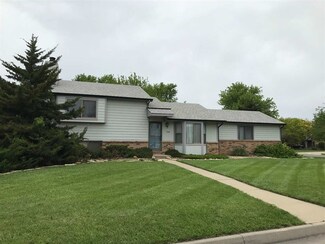 7500 E Winterberry St, Wichita, KS 67226