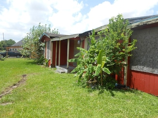 1118 Elberta St, Houston, TX 77051