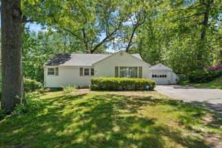 49 Exeter St, West Springfield, MA 01089