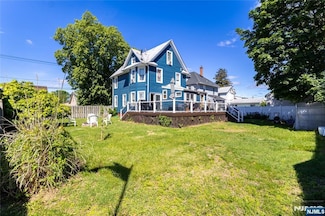 93 Rosemont Ave, Elmwood Park, NJ 07407