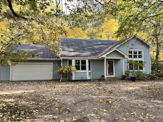 20715 Minnie B Grant Ln NE, Wyoming, MN 55092