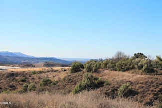 10680 Stockton Rd, Moorpark, CA 93021