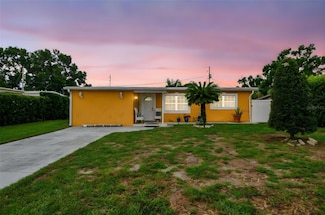 2818 Lorraine St, Tampa, FL 33614