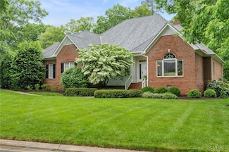 17 E Square Ln, Richmond, VA 23238