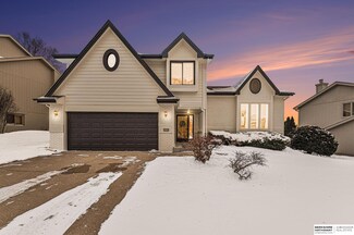 16125 Davenport St, Omaha, NE 68118