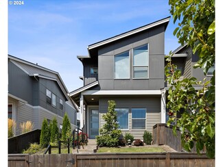 16657 SE Sunshower Place, Happy Valley, OR 97086