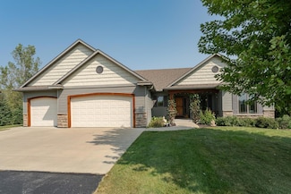5507 Cambridge Hill Rd SE, Rochester, MN 55904