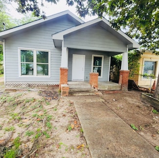 7706 Canal St, Houston, TX 77012