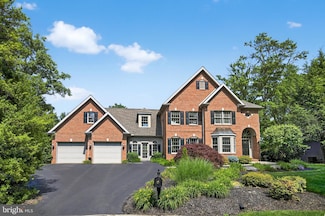 54 Oakhill Dr, Lititz, PA 17543