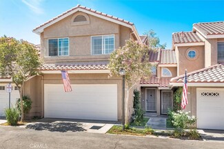 28112 Bobwhite Cir Unit 23, Santa Clarita, CA 91350