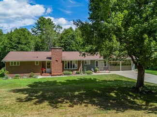 141 Hillside Rd, South Deerfield, MA 01373