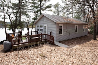 N6349 Long Lake Rd, Plainfield, WI 54966