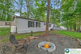 7810 Dougherty Dr, East Stroudsburg, PA 18302