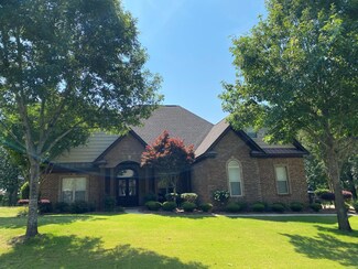 27 Walnut Point Ct, Wetumpka, AL 36093