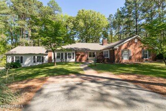 8 Martin Dr, Whispering Pines, NC 28327