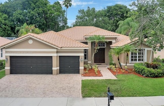 3943 Nighthawk Dr, Weston, FL 33331
