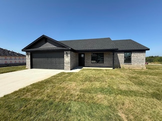 329 Whitley Ln, Berea, KY 40403