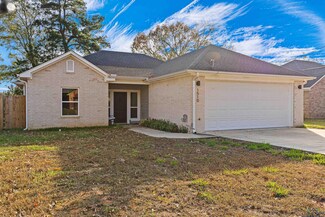 1510 Peach St, Kilgore, TX 75662