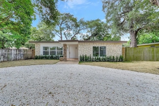 736 NE 164th St, Miami, FL 33162