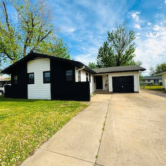1113 W Casado St, Wichita, KS 67217