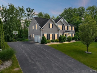 8278 Luchsinger Ln, Baldwinsville, NY 13027