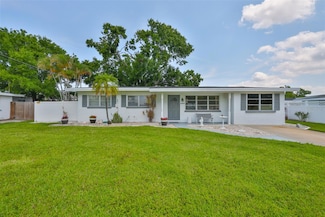 513 Fairhope Dr, Apollo Beach, FL 33572