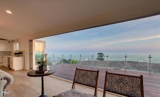 3026 Hilltop Dr, Ventura, CA 93003