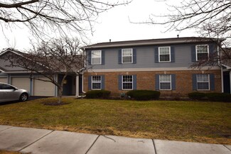 391 Woodview Cir Unit D, Elgin, IL 60120