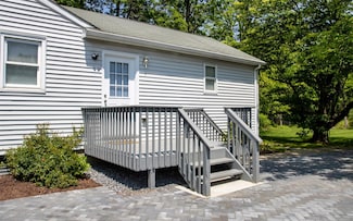 80 Albany Post Rd, Newburgh, NY 12550