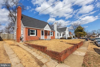 6918 Gateway Blvd, District Heights, MD 20747