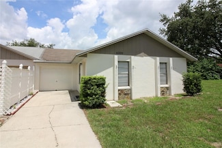6309 Highland Gardens Ct, Lakeland, FL 33813