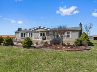 4205 Slope Hill Rd, Mount Pleasant, PA 15666