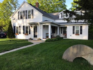 25 Cook St, Douglas, MA 01516