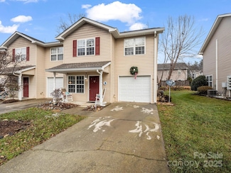 283 Wiltshire Cir, Fletcher, NC 28732