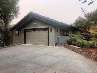 1026 Sunset Dr, Healdsburg, CA 95448