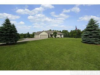 6575 71st Ln, Loretto, MN 55357