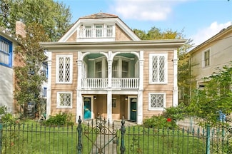 7917 Sycamore St, New Orleans, LA 70118