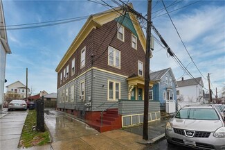 116 Houston St, Providence, RI 02905